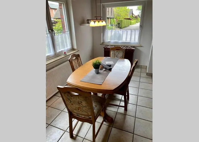 Lutz Διαμέρισμα *