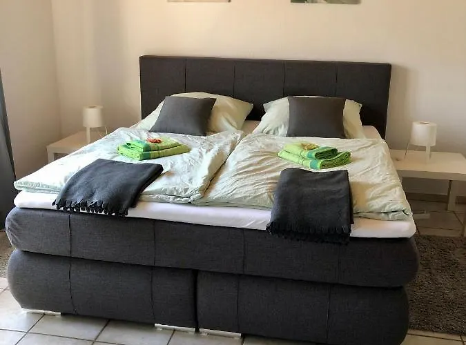 Lutz Διαμέρισμα *